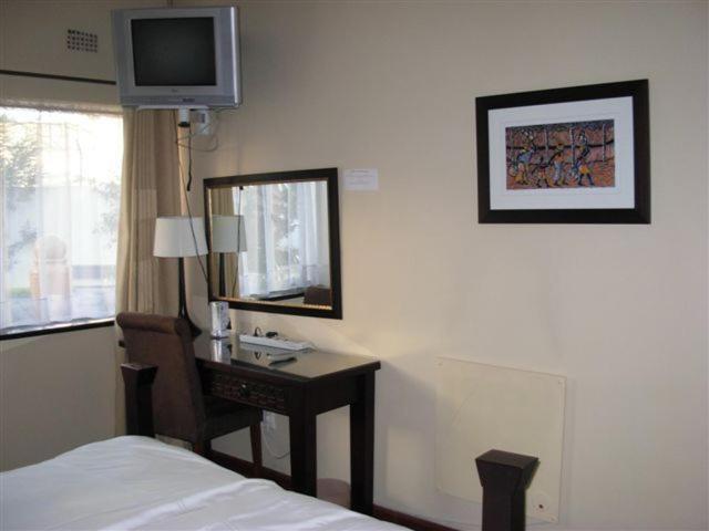 Liongate Bed And Breakfast Edenvale Room photo